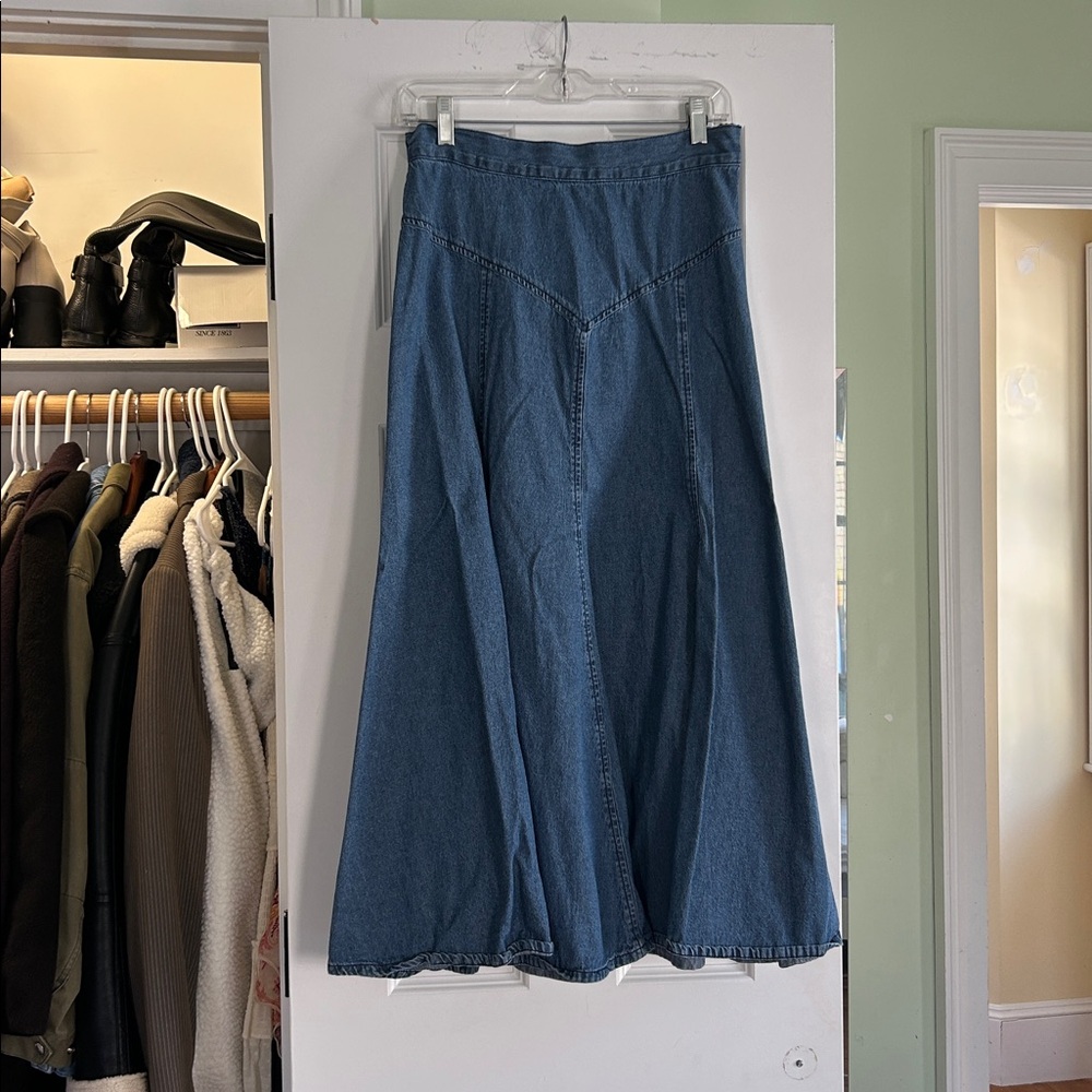 Vintage Denim 100% Cotton Drop/Basque Waist Maxi Skirt Small